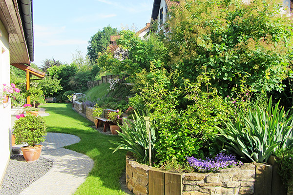 Garten mit Liegewiese